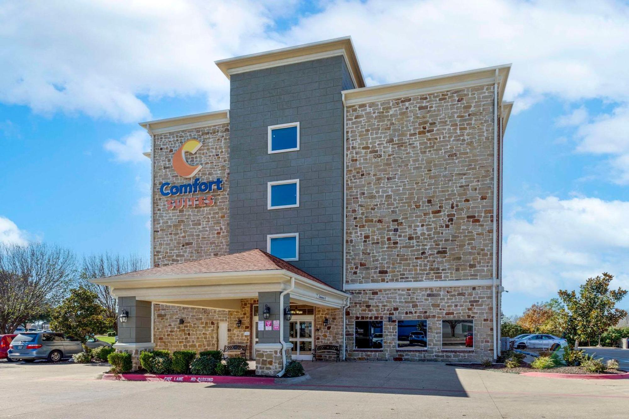 Comfort Suites Benbrook Exteriör bild